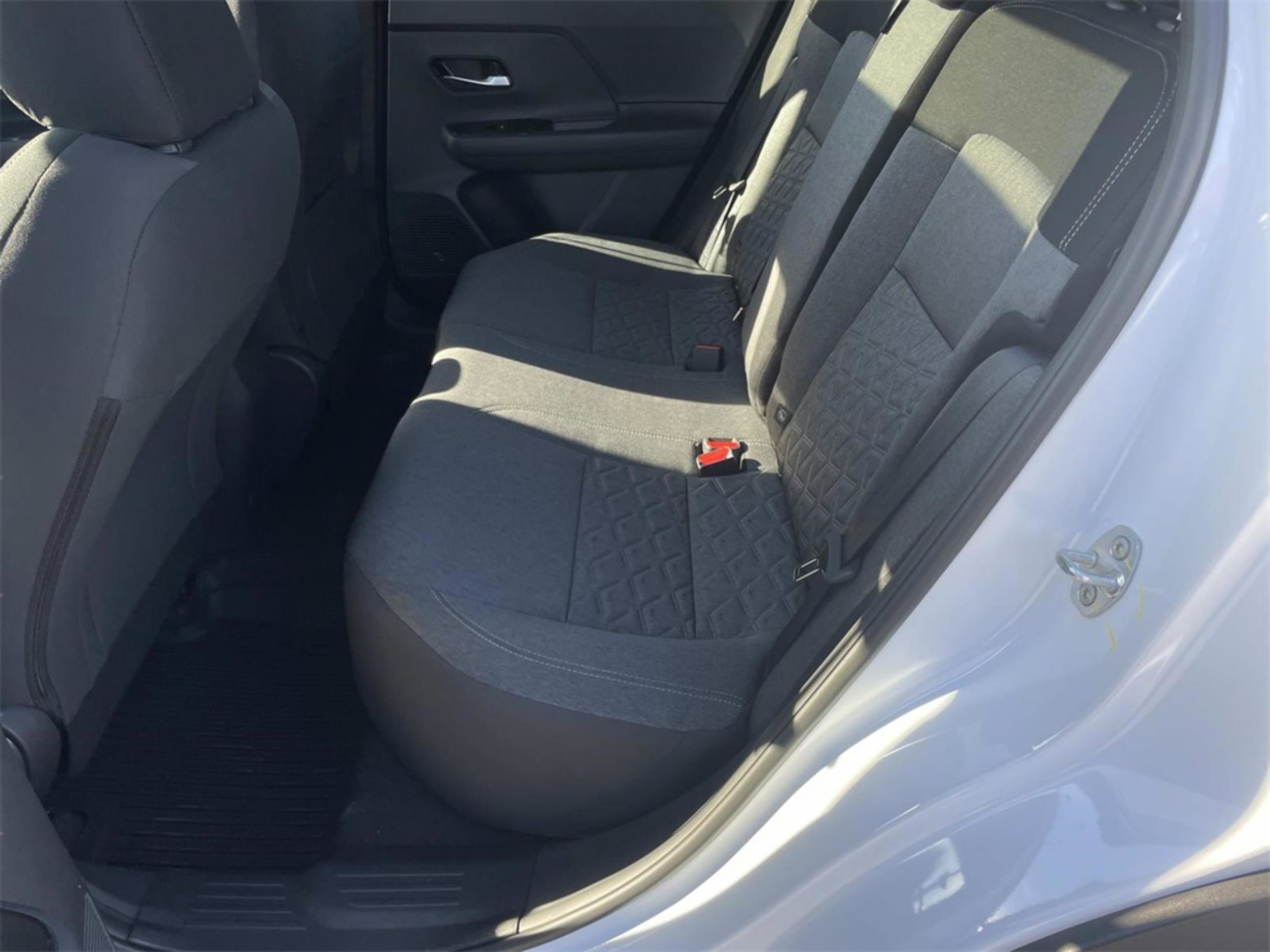 New 2026 Nissan Kicks SV w/ SV Premium Package image 8