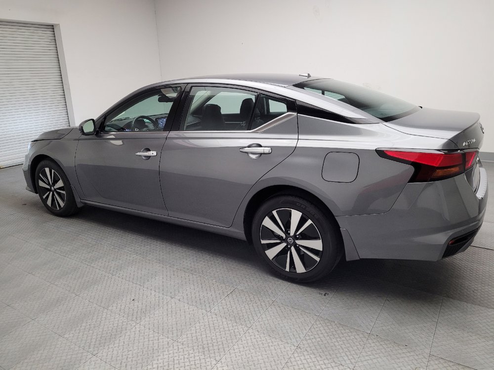 Used 2022 Nissan Altima 2.5 SL image 3
