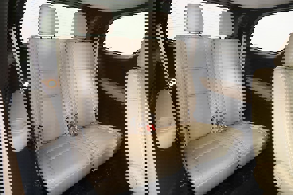 Used 2014 Dodge Durango Limited w/ Premium Group AWD/4WD image 14