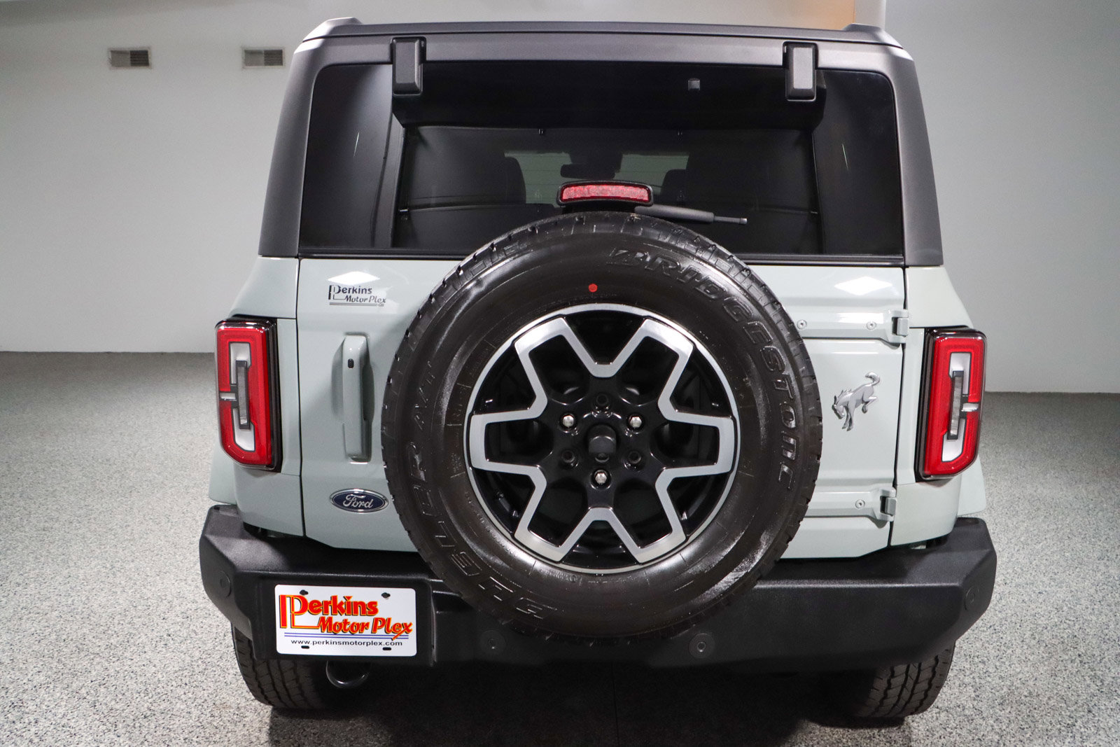 Used 2023 Ford Bronco Outer Banks image 8