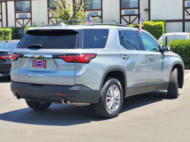 Used 2023 Chevrolet Traverse LT w/ LPO, Cargo Package AWD/4WD image 5