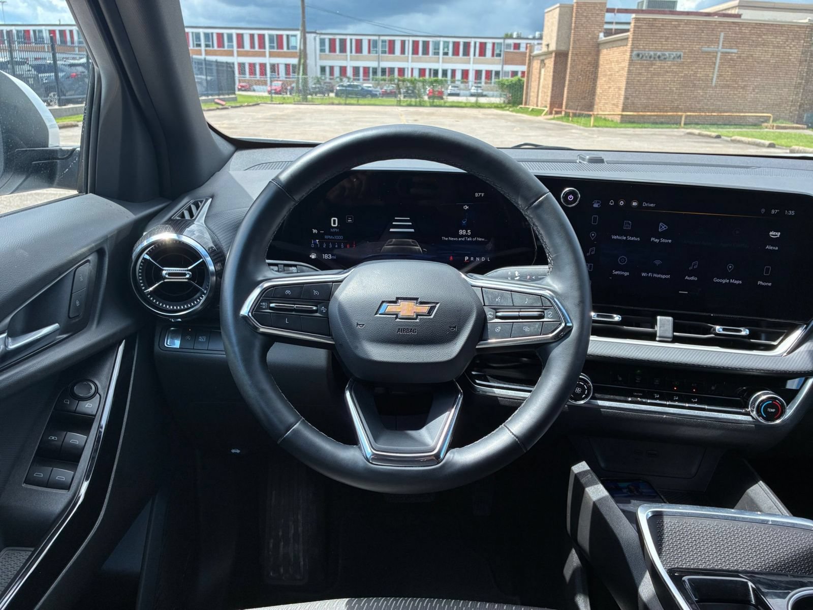 Used 2025 Chevrolet Equinox LT FWD image 33