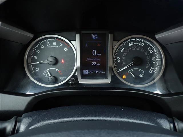 Used 2018 Toyota Tacoma SR5 AWD/4WD image 22