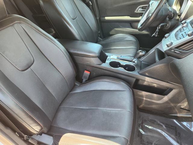 Used 2017 Chevrolet Equinox Premier w/ Enhanced Convenience Package AWD/4WD image 13