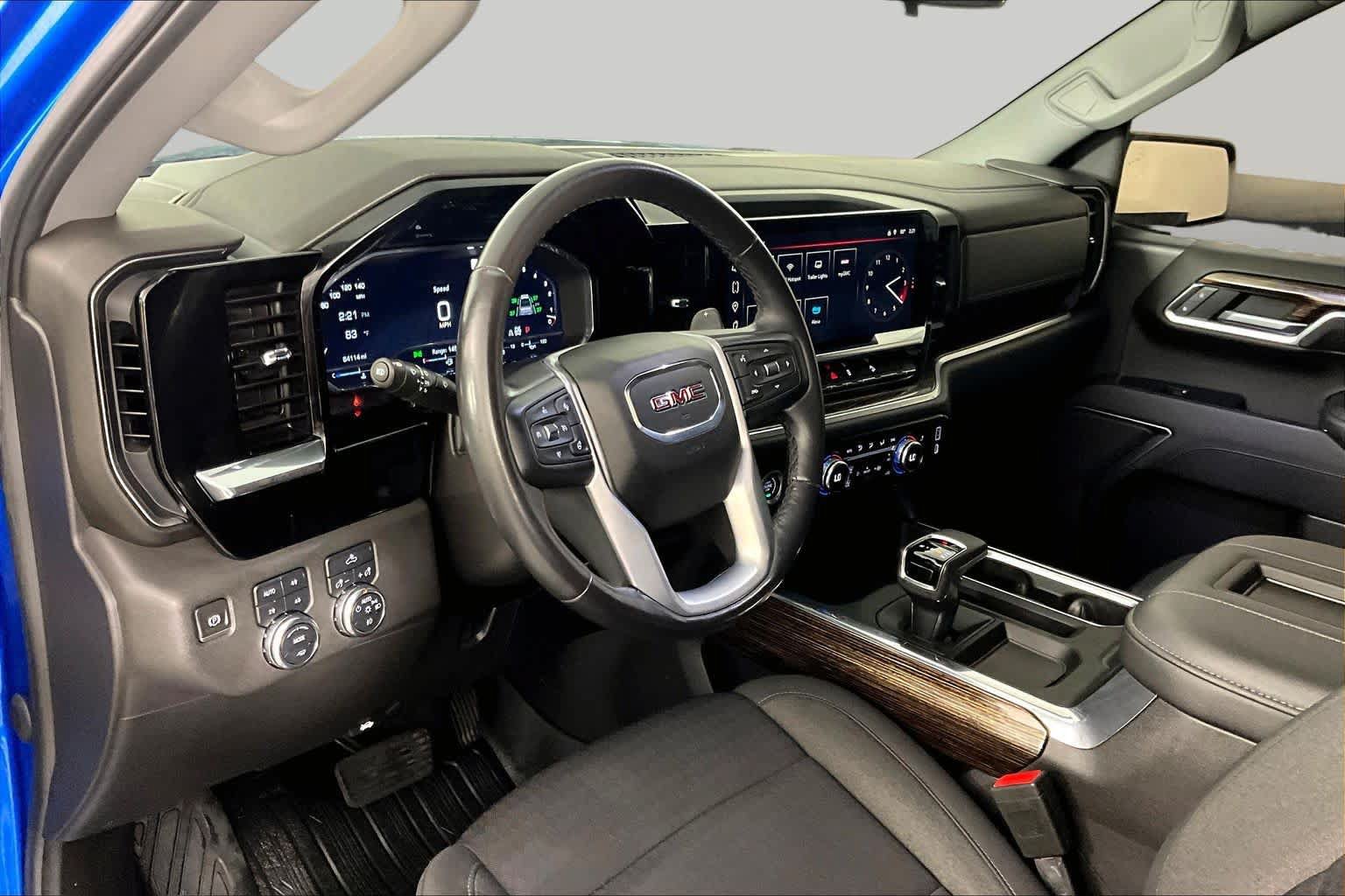 Used 2022 GMC Sierra 1500 Elevation AWD/4WD image 17