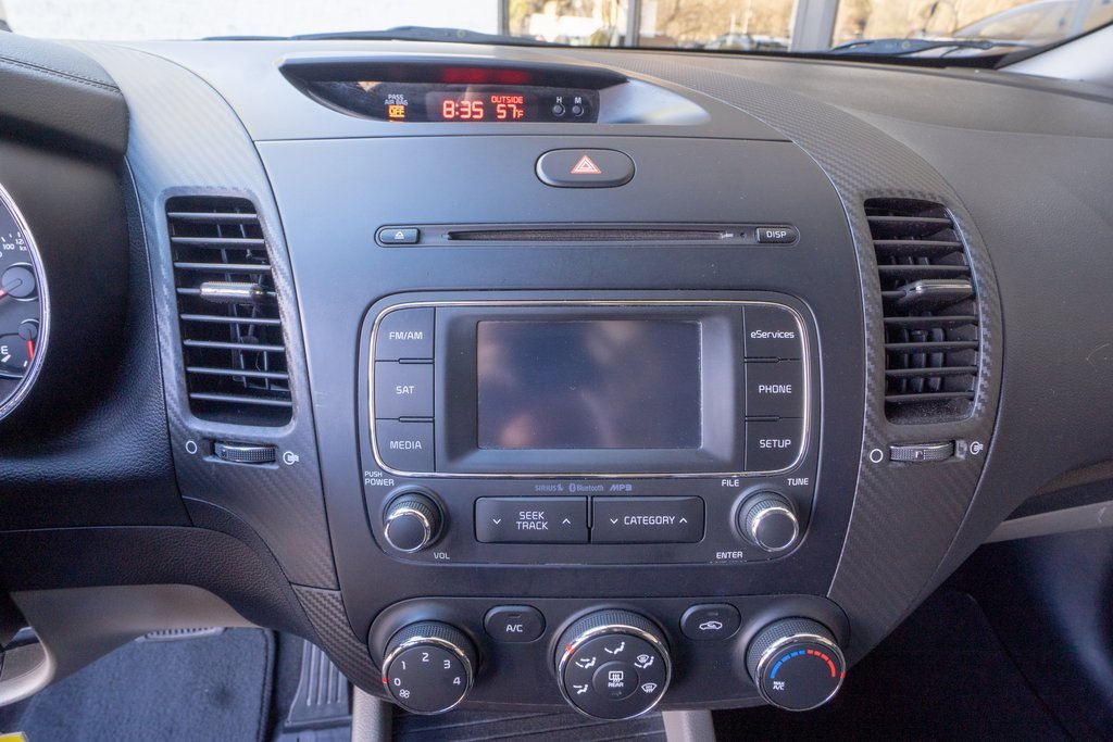 Used 2014 Kia Forte EX image 11