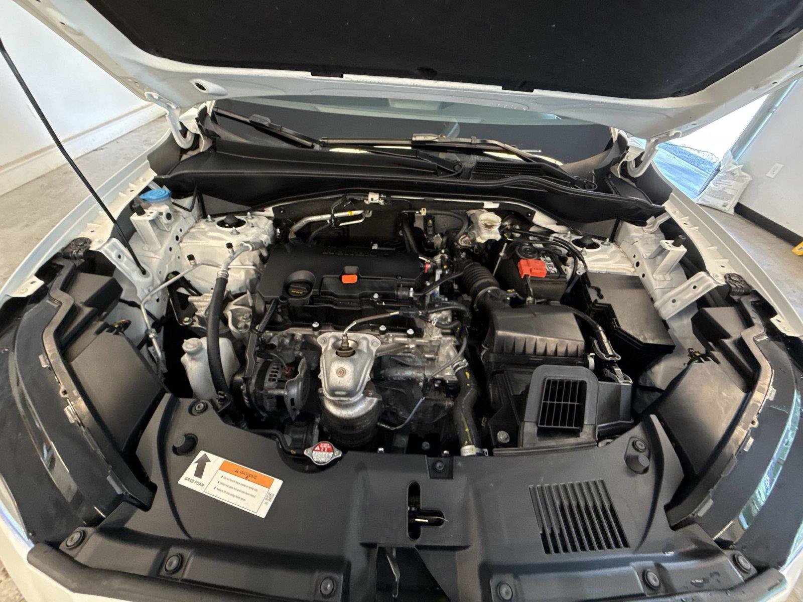 Used 2025 Honda HR-V Sport image 17