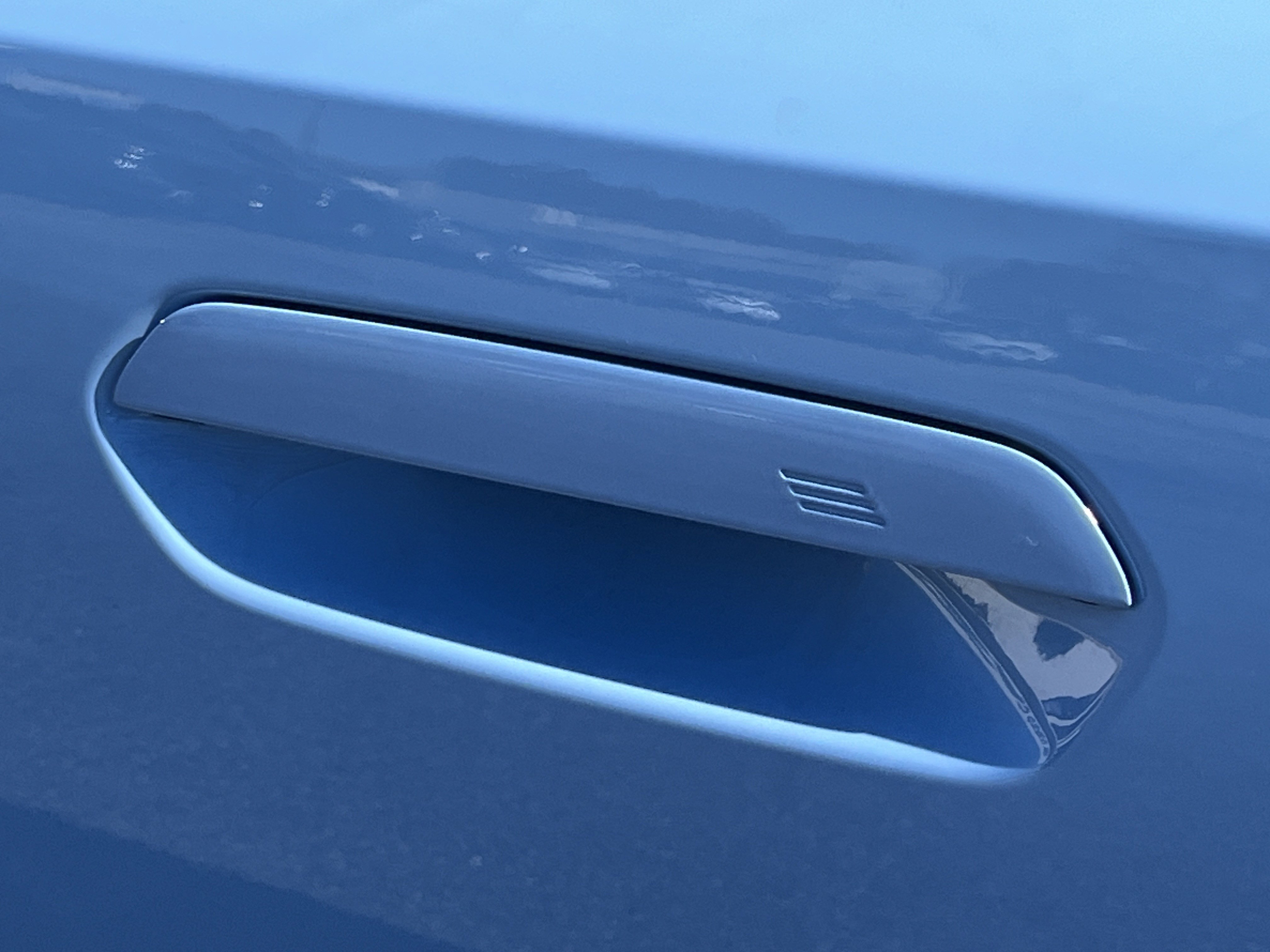 Used 2025 BMW M2 w/ Lighting Package image 34