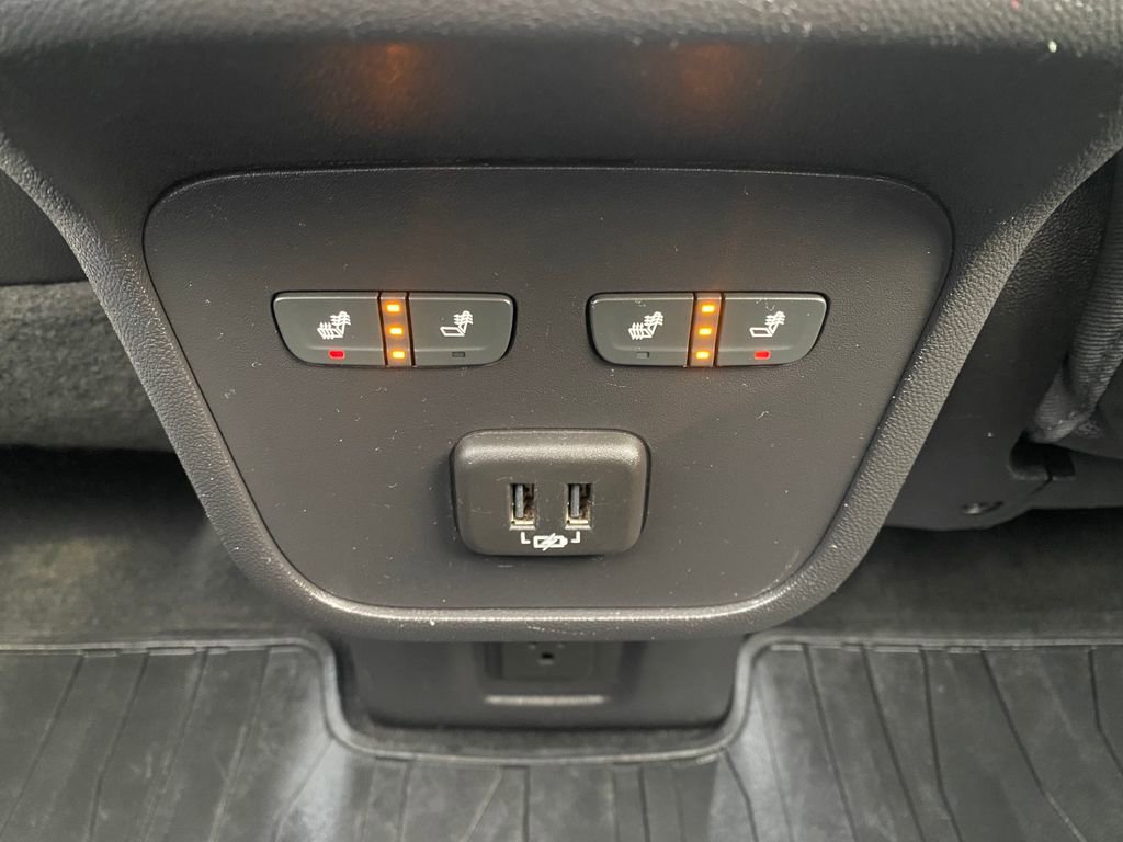 Used 2019 GMC Terrain Denali w/ Advanced Safety Package image 20