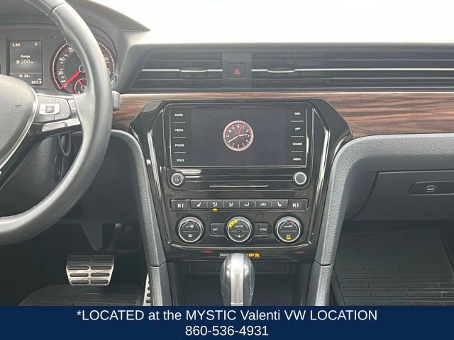 Certified 2020 Volkswagen Passat 2.0T SEL FWD image 16