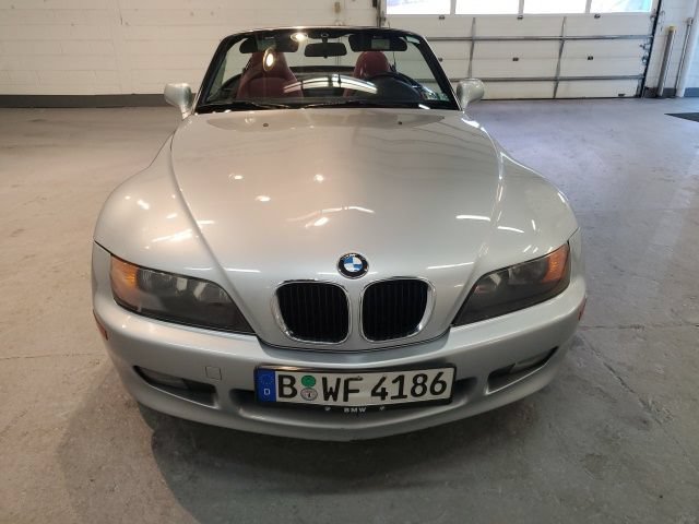 Used 1997 BMW Z3 1.9 RWD image 9