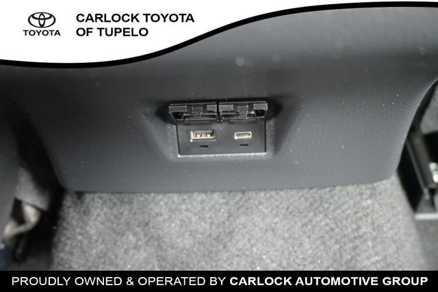 Used 2026 Toyota Camry SE FWD image 21
