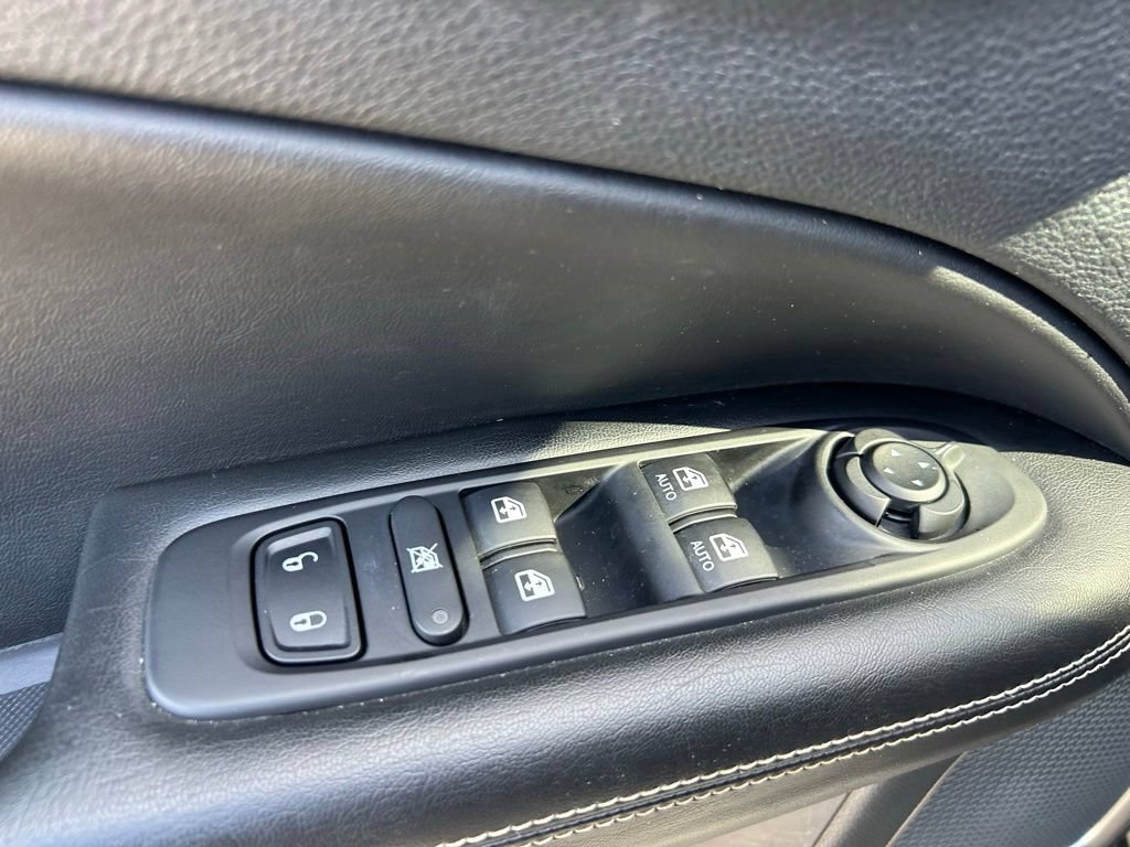 Used 2021 Jeep Compass Latitude FWD image 44