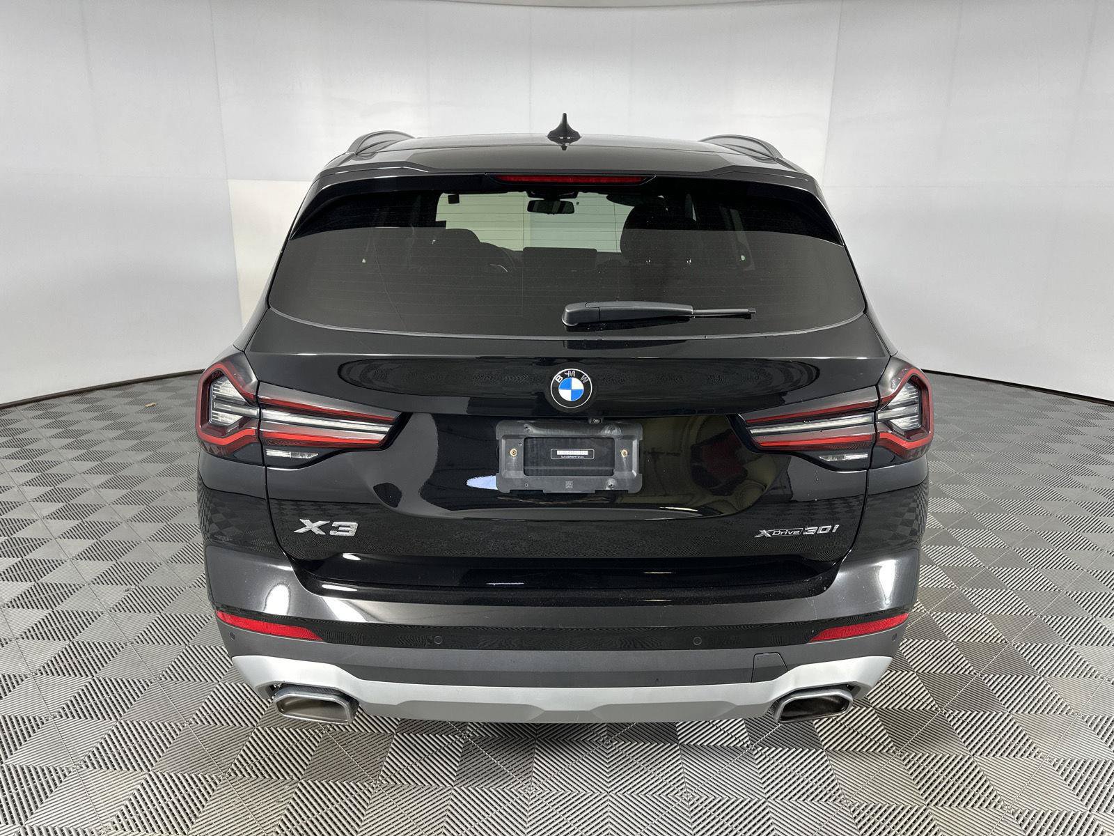 Used 2023 BMW X3 xDrive30i w/ Premium Package AWD/4WD image 30