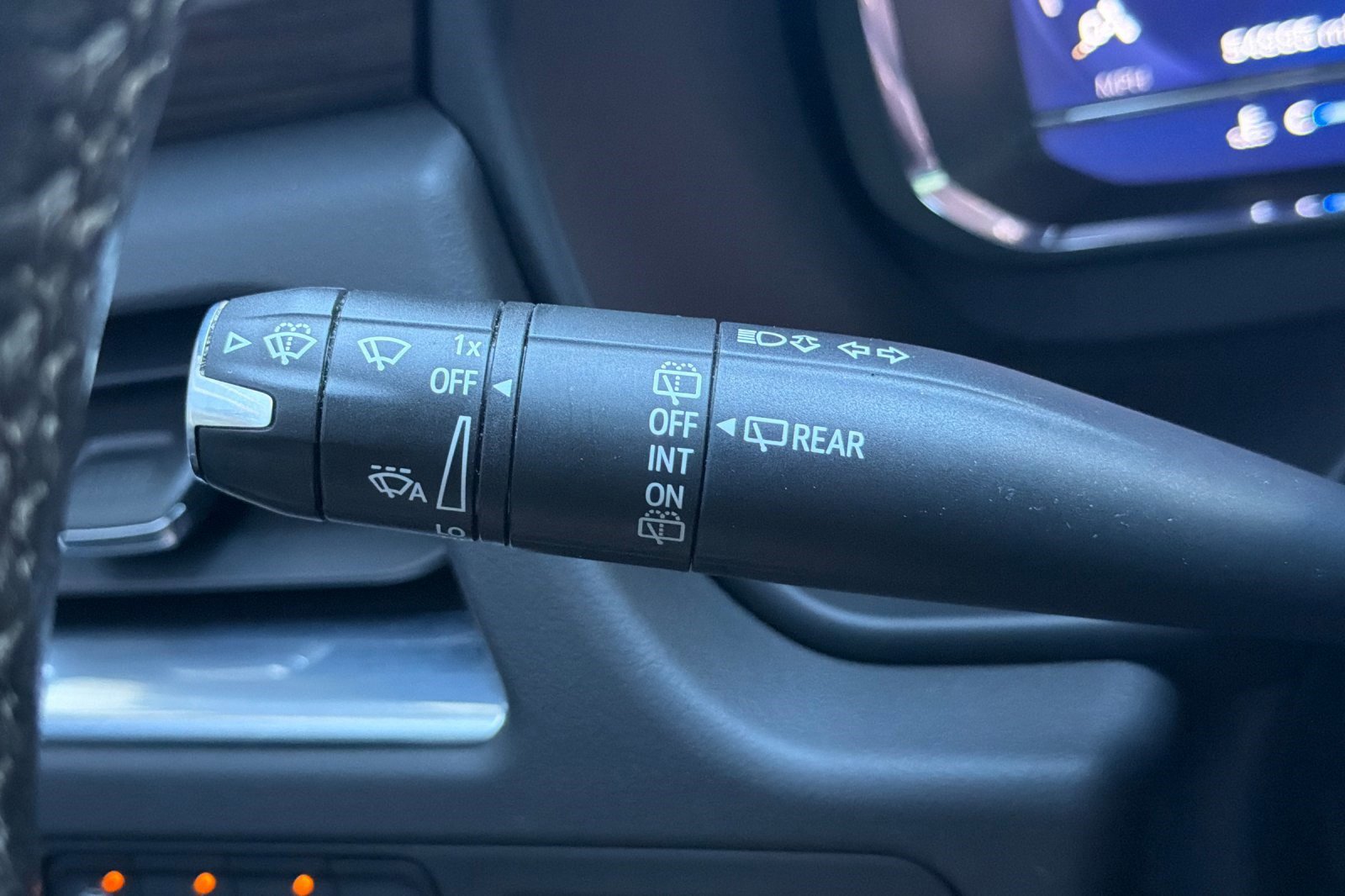 Used 2022 Chevrolet Tahoe LT image 34