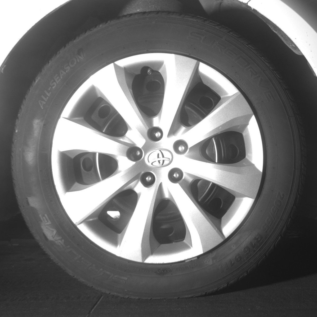 Used 2025 Toyota Corolla LE image 13