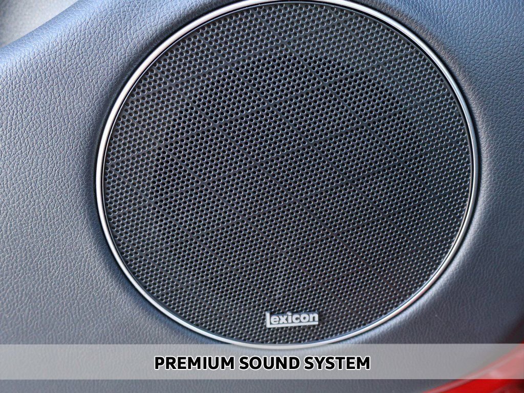 Used 2023 Genesis GV70 2.5T w/ Advanced Package image 5