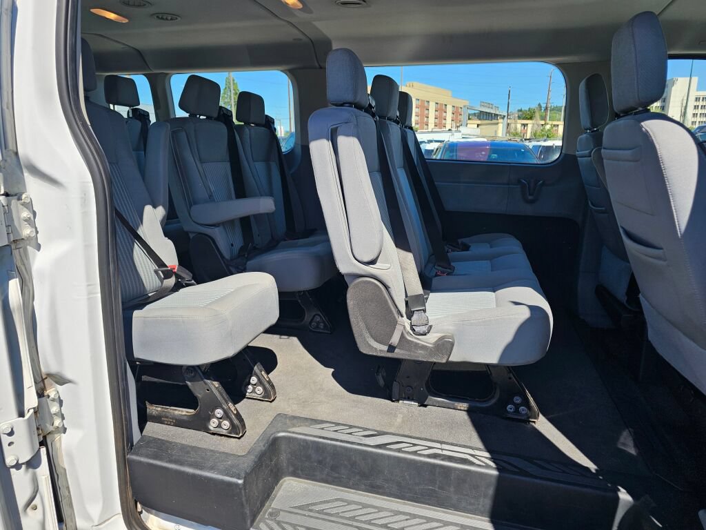 Used 2019 Ford Transit 350 XLT RWD image 13
