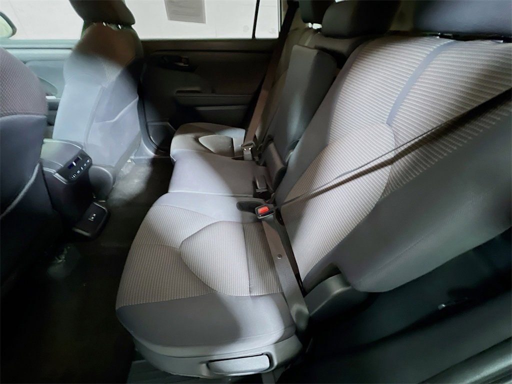 Certified 2024 Toyota Highlander LE image 22