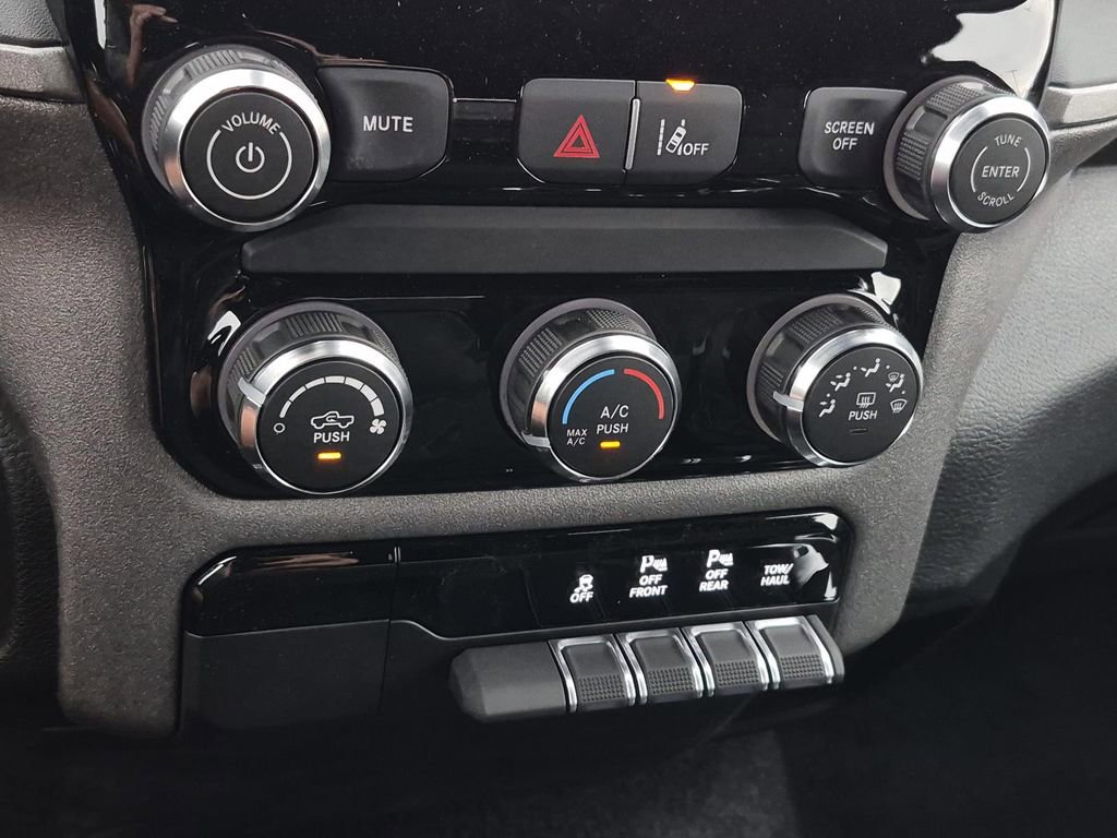 New 2026 RAM 1500 Classic Warlock AWD/4WD image 24