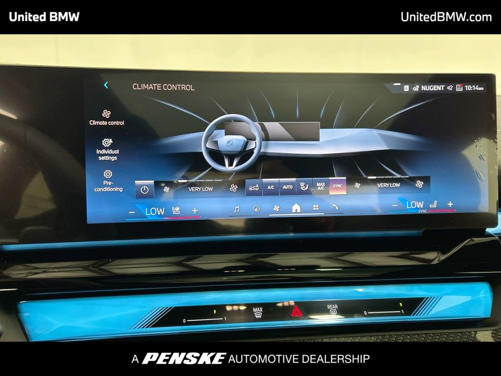 New 2026 BMW 550e xDrive w/ Premium Package image 19