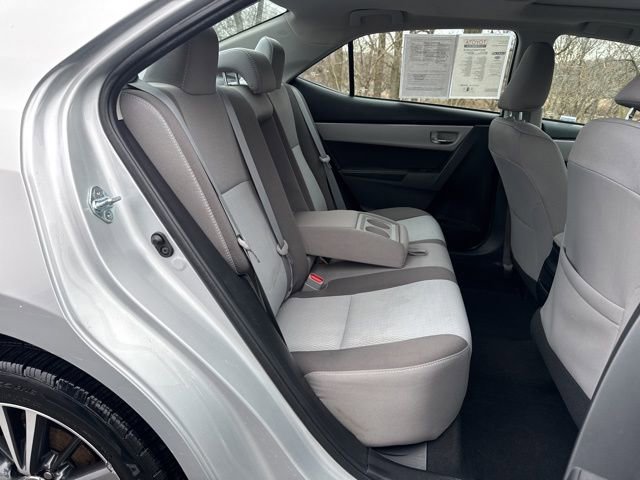 Used 2018 Toyota Corolla LE w/ LE Premium Package w/Moonroof image 15