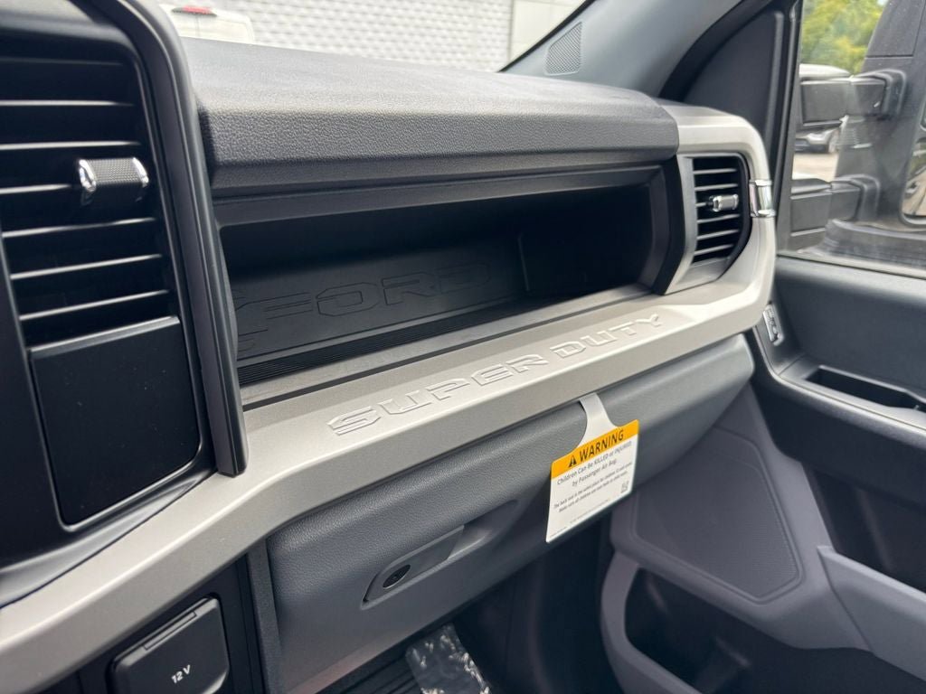 New 2026 Ford F250 XL image 28