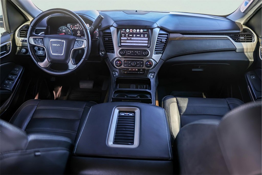 Used 2020 GMC Yukon Denali w/ Open Road Package image 30