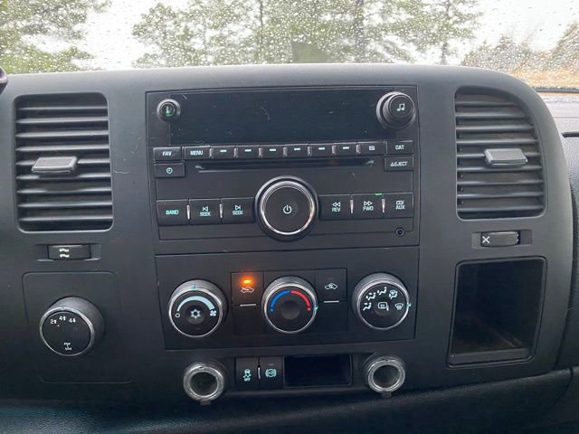 Used 2013 Chevrolet Silverado 2500 LT image 19