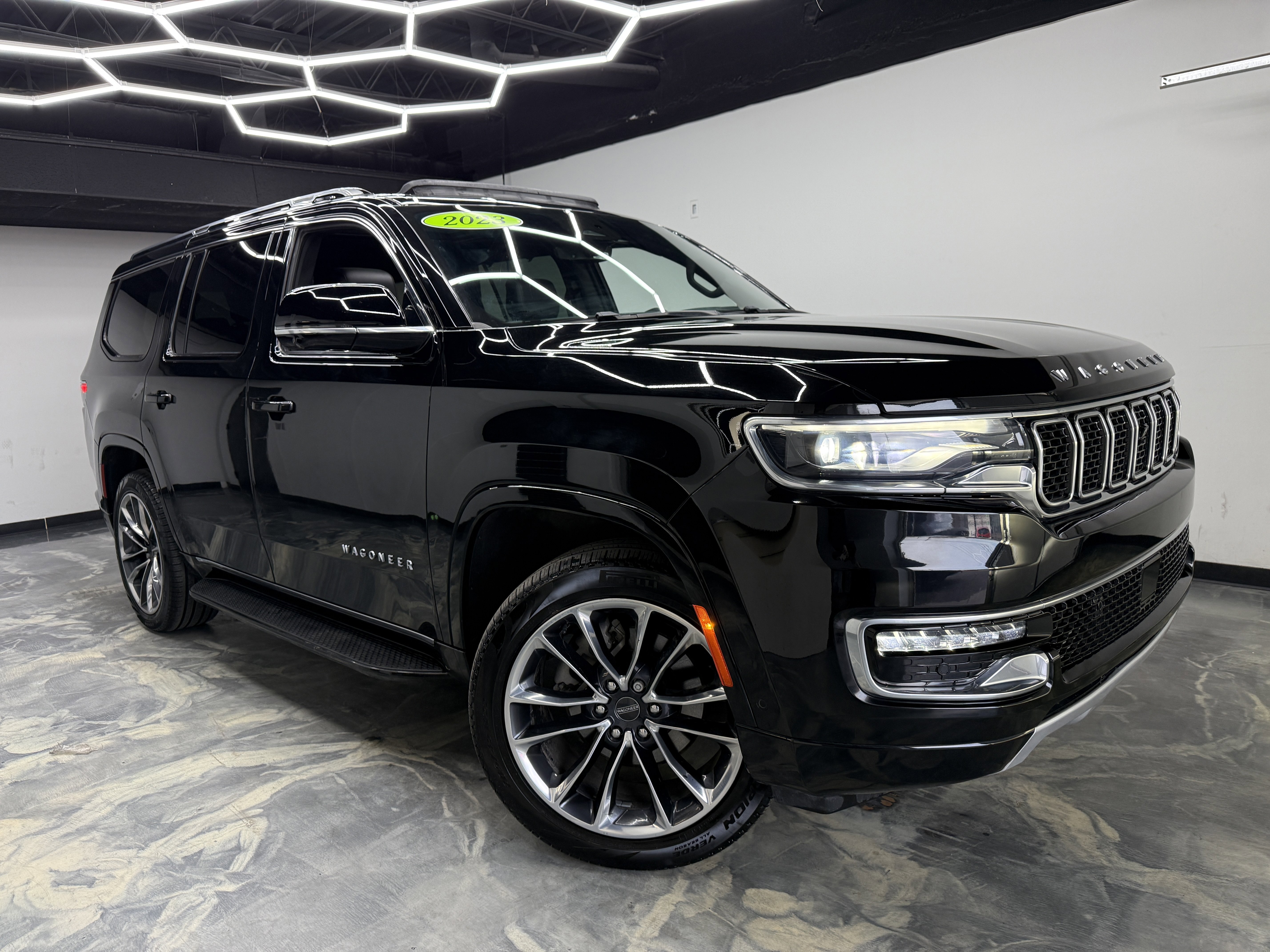 Used 2023 Jeep Wagoneer Series II w/ Convenience Group I image 4