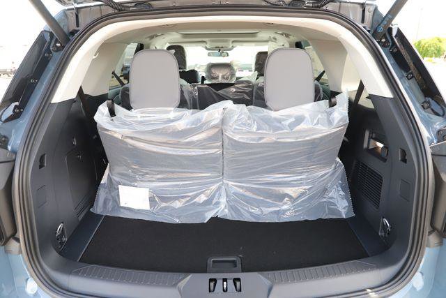 New 2026 Ford Explorer Active AWD/4WD image 8