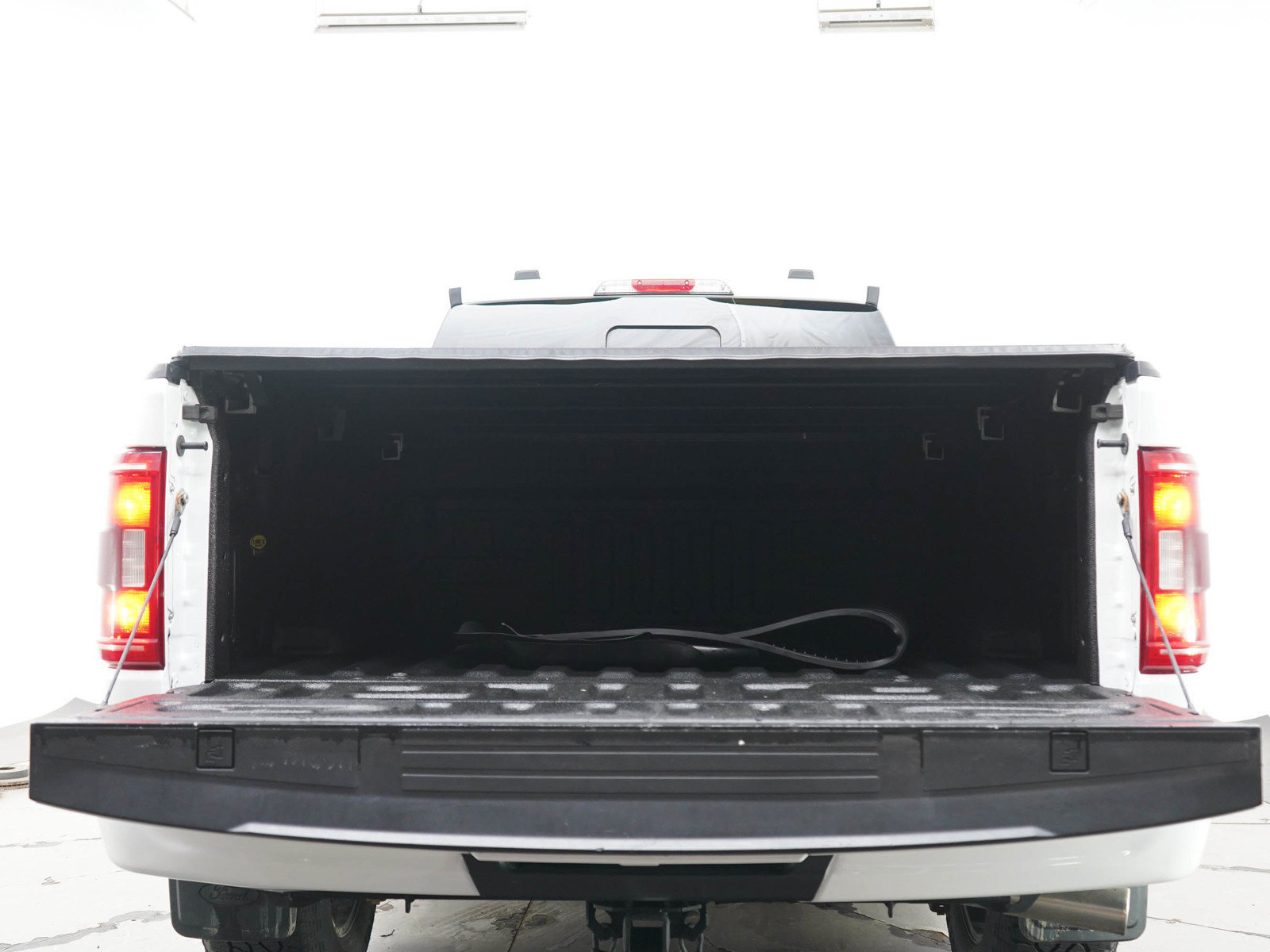 Used 2022 Ford F150 XLT w/ Equipment Group 302A High AWD/4WD image 17