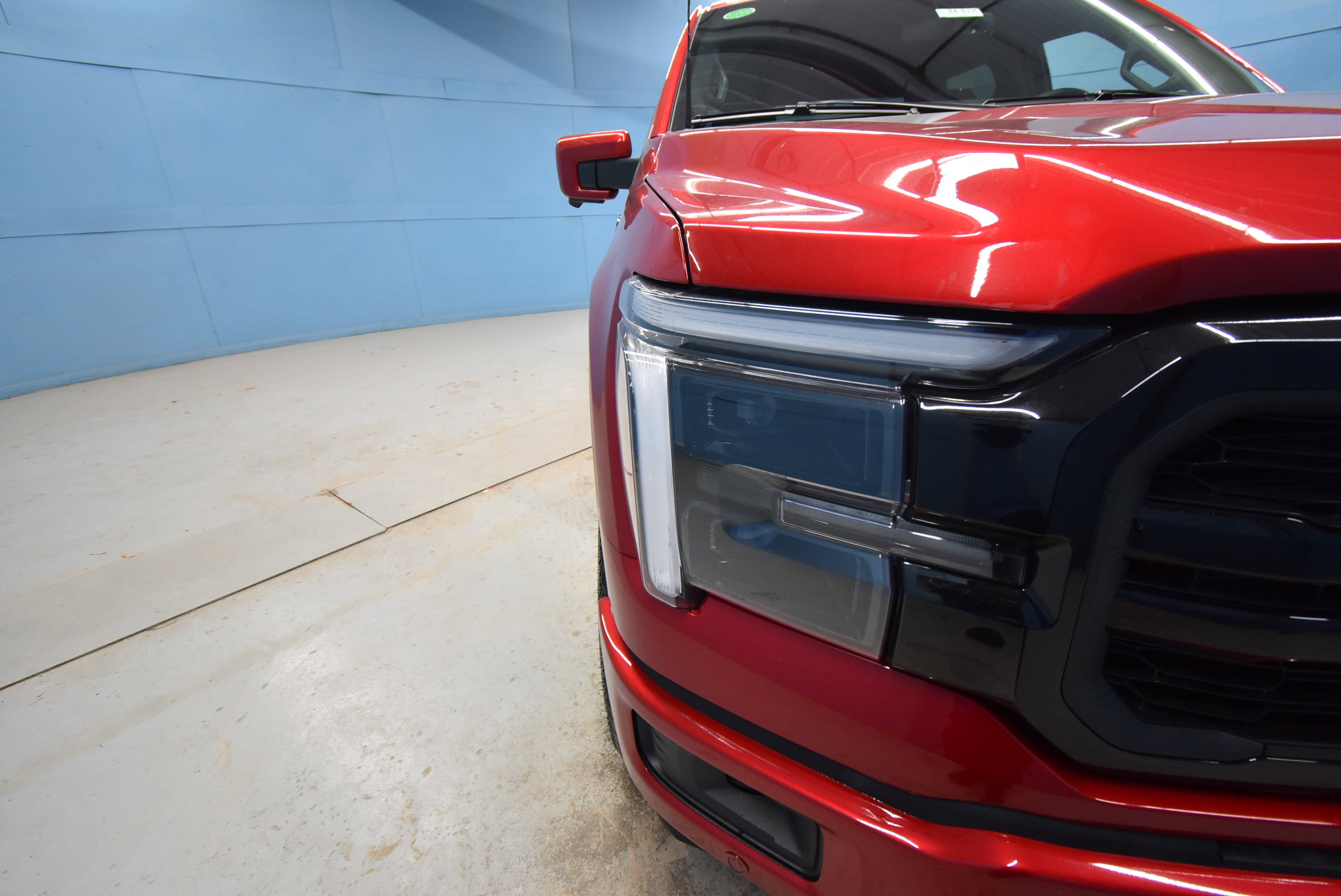 New 2025 Ford F150 Lariat w/ Equipment Group 502A High image 38