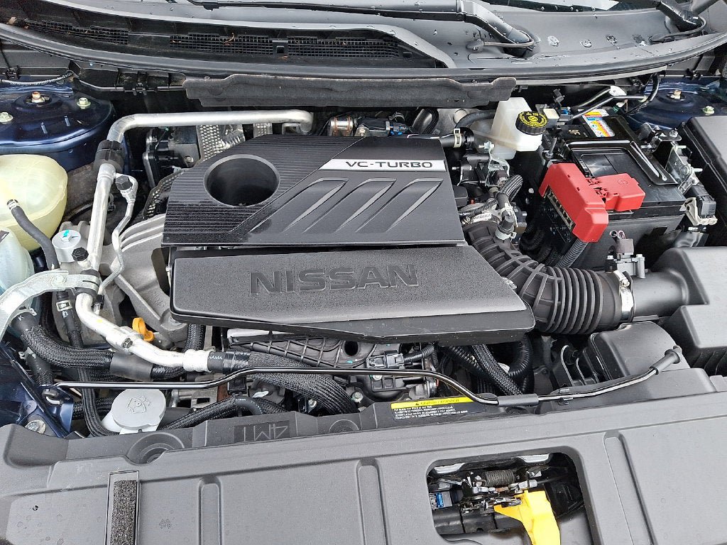 Used 2025 Nissan Rogue SV AWD/4WD image 28