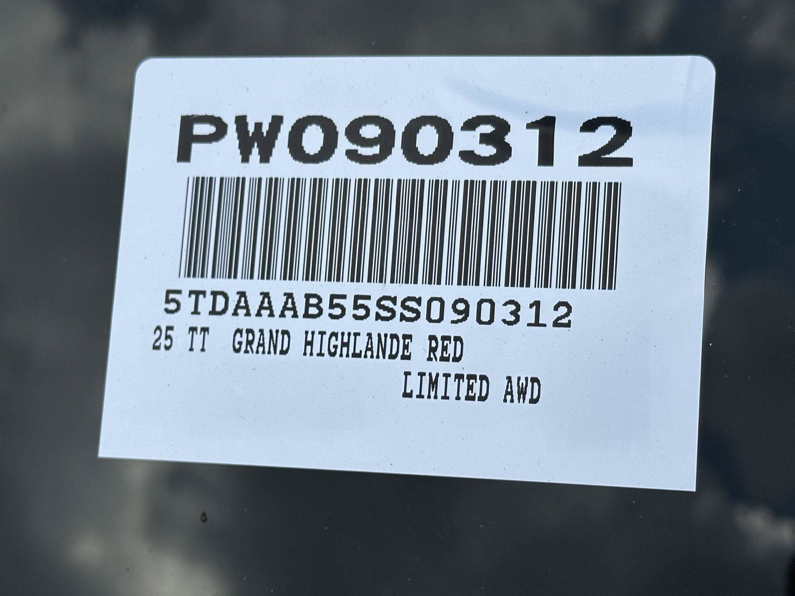 Used 2025 Toyota Grand Highlander AWD image 15