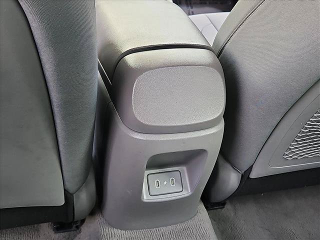 Used 2025 Hyundai Elantra SEL FWD image 18