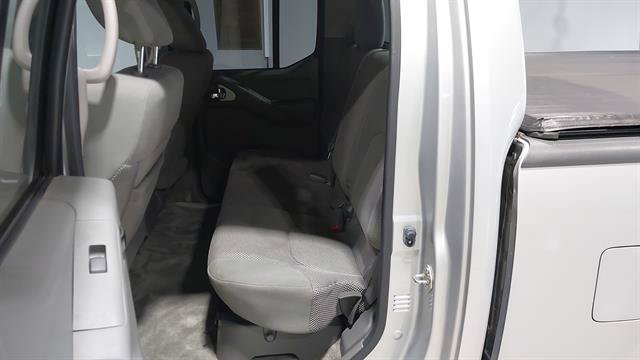 Used 2016 Nissan Frontier SV AWD/4WD image 21