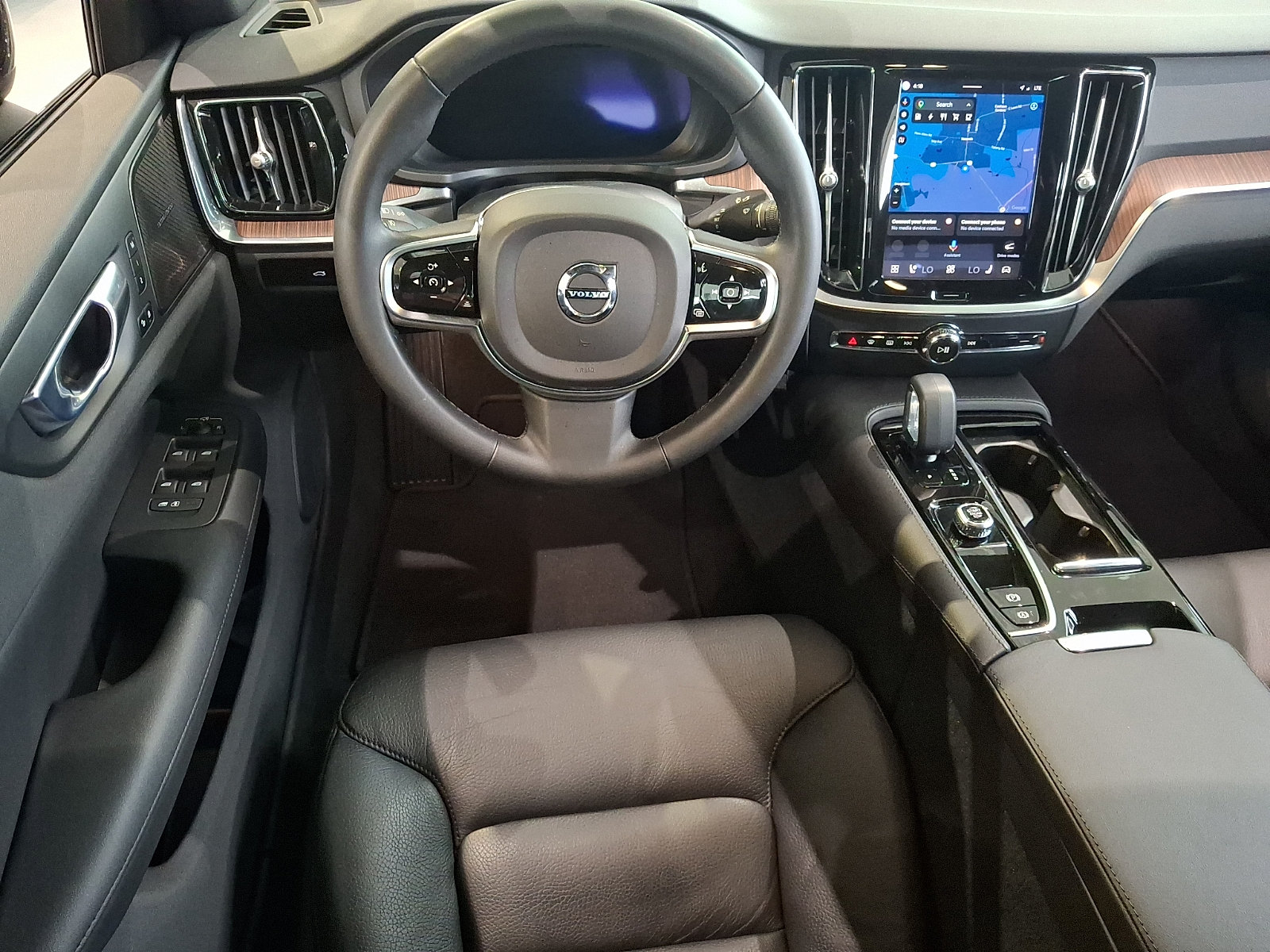 Used 2023 Volvo S60 T8 Plus w/ Climate Package AWD/4WD image 9
