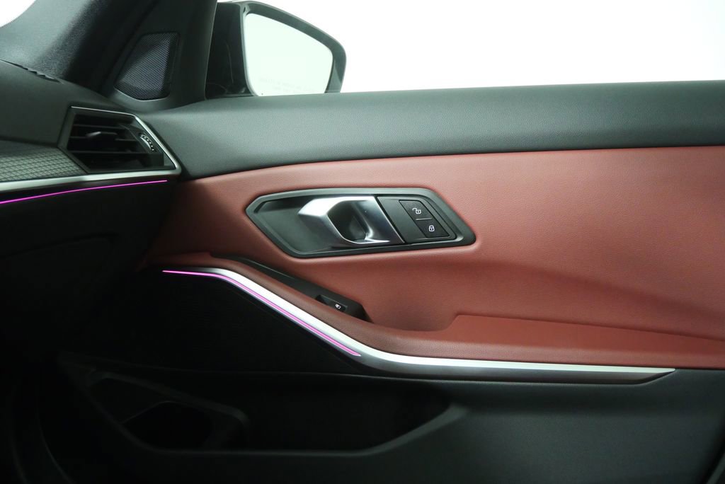 Used 2024 BMW M340i w/ Shadowloine Package image 24