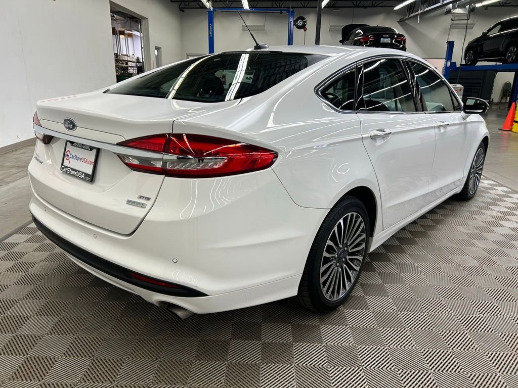 Used 2018 Ford Fusion SE w/ Fusion SE Technology Package image 8