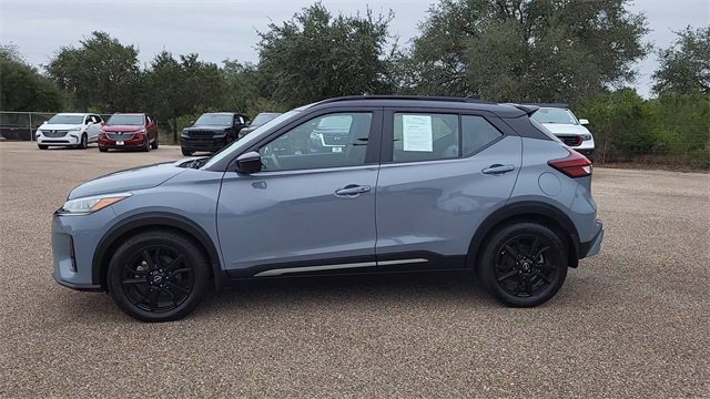 Used 2022 Nissan Kicks SR w/ Premium Package image 5