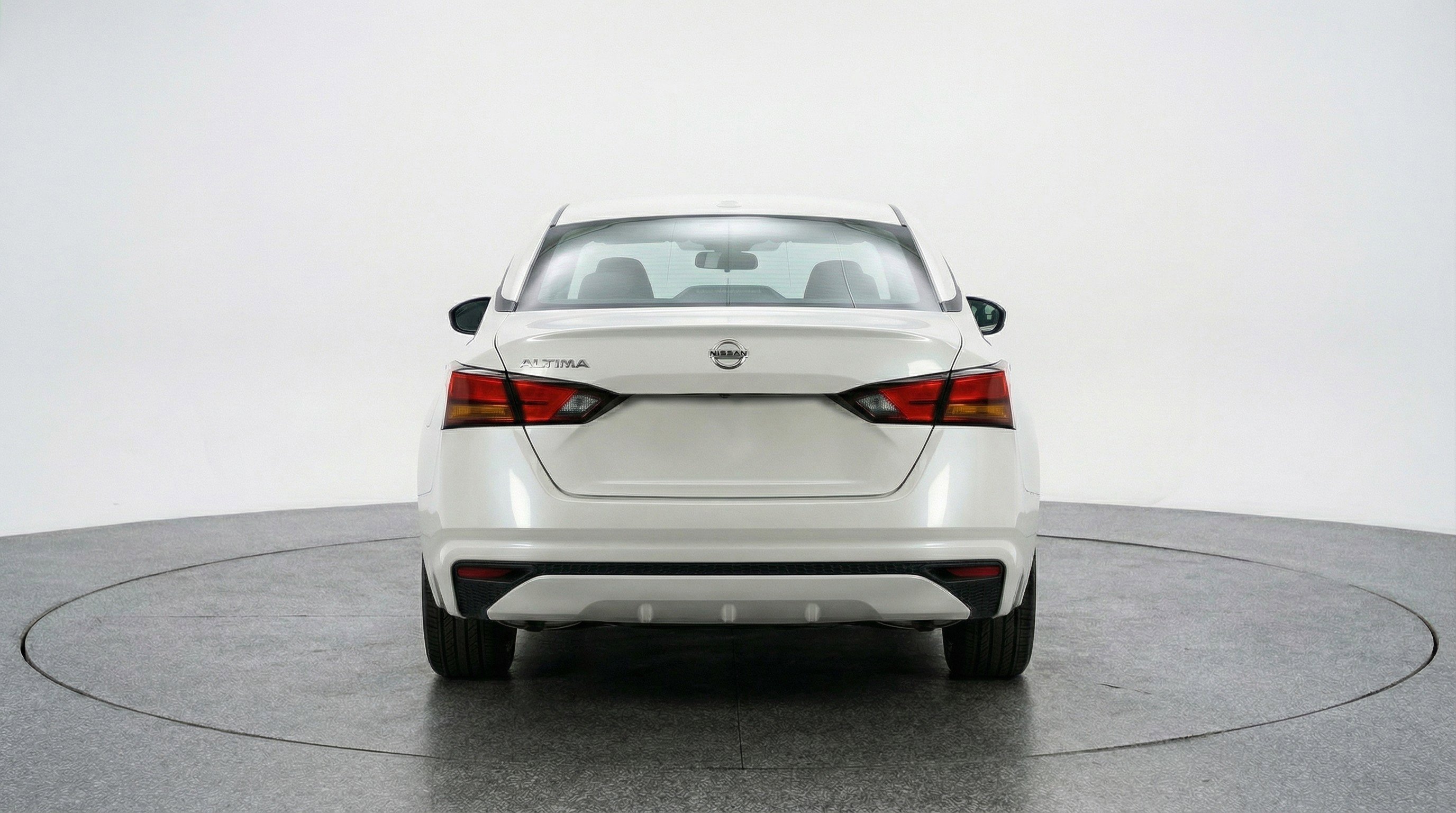 Used 2025 Nissan Altima 2.5 SV image 7