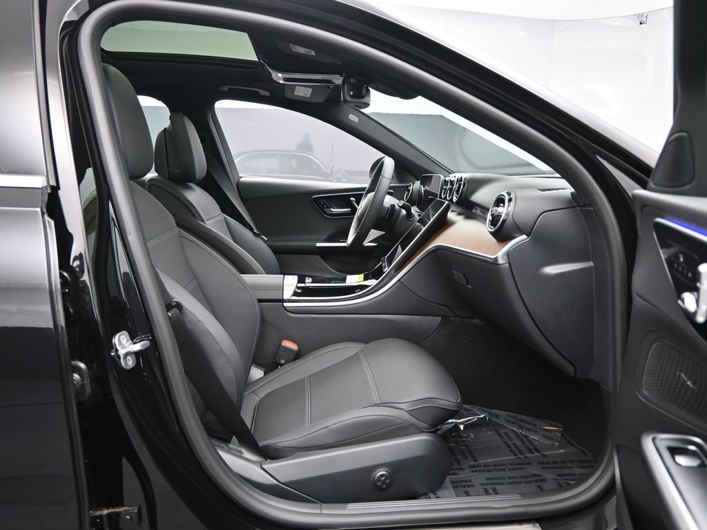 New 2025 Mercedes-Benz C 300 4MATIC Sedan image 26