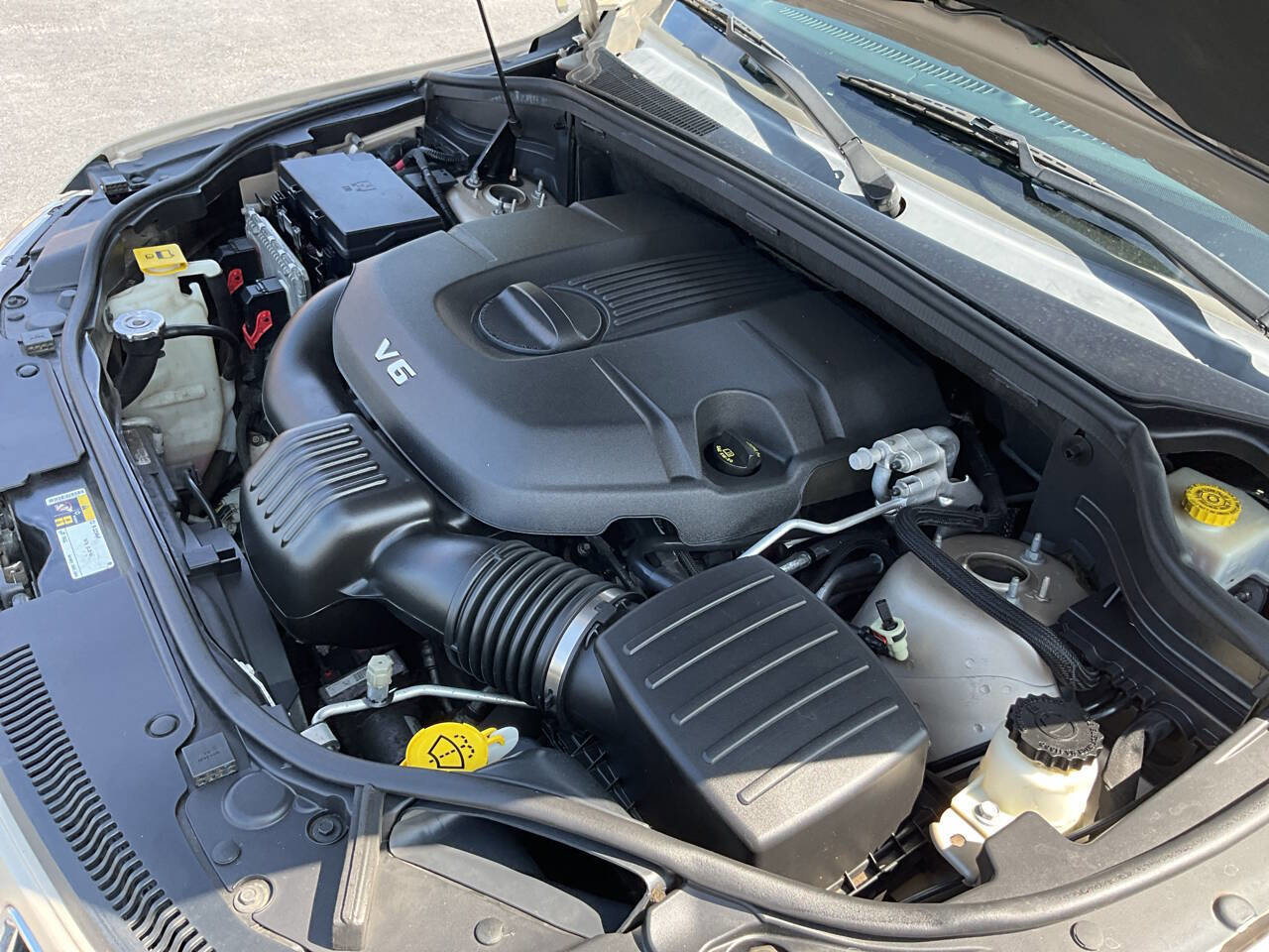 Used 2015 Jeep Grand Cherokee Limited image 37