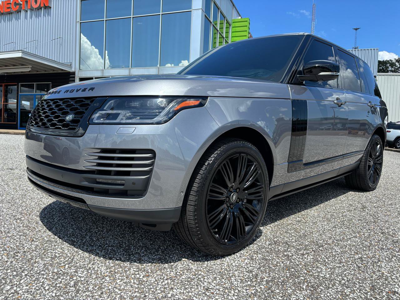Used 2021 Land Rover Range Rover P525 Westminster Edition AWD/4WD image 10