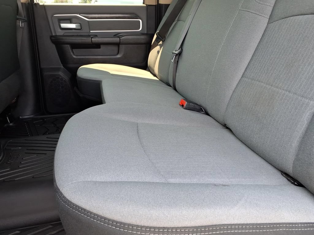 Used 2019 RAM 2500 Big Horn AWD/4WD image 14