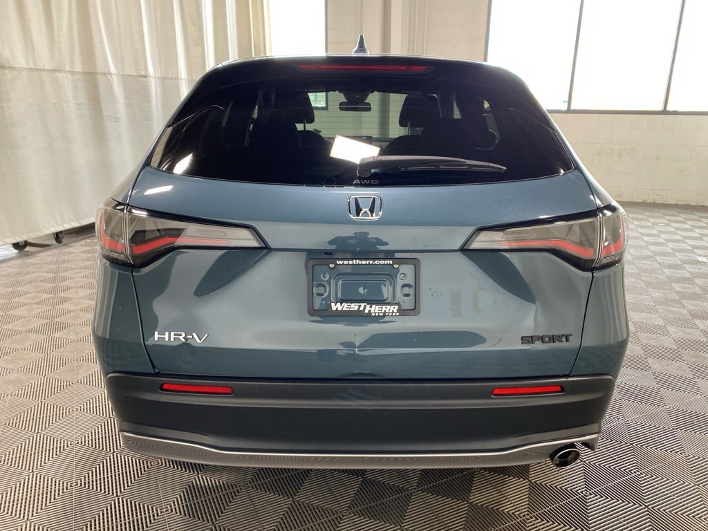Used 2023 Honda HR-V Sport image 6