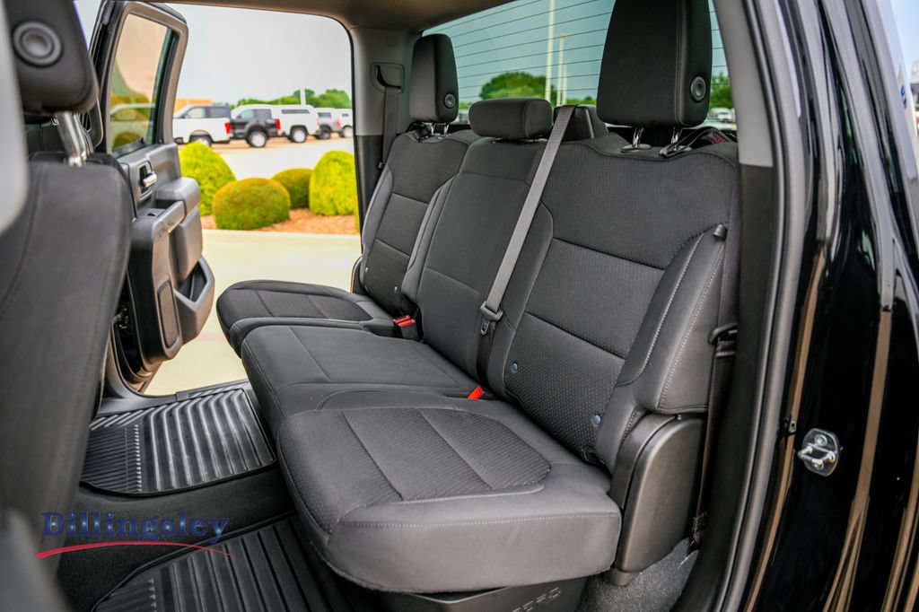 Used 2023 Chevrolet Silverado 2500 Custom w/ Custom Convenience Package AWD/4WD image 11