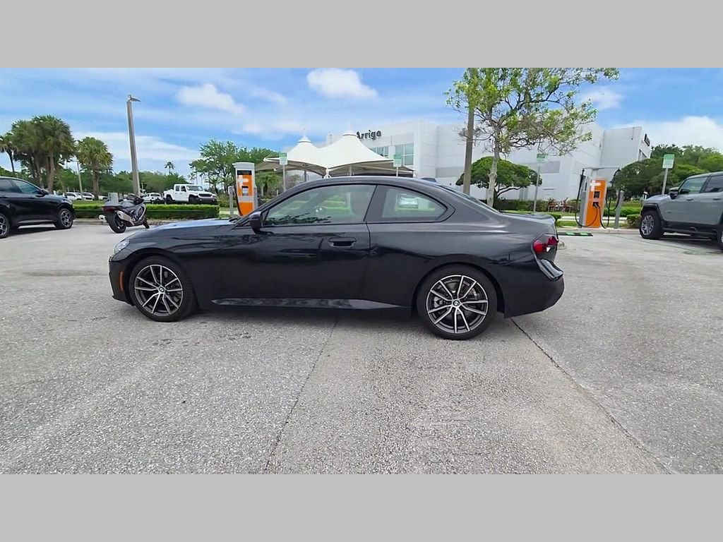 Used 2025 BMW 230i Coupe RWD image 42