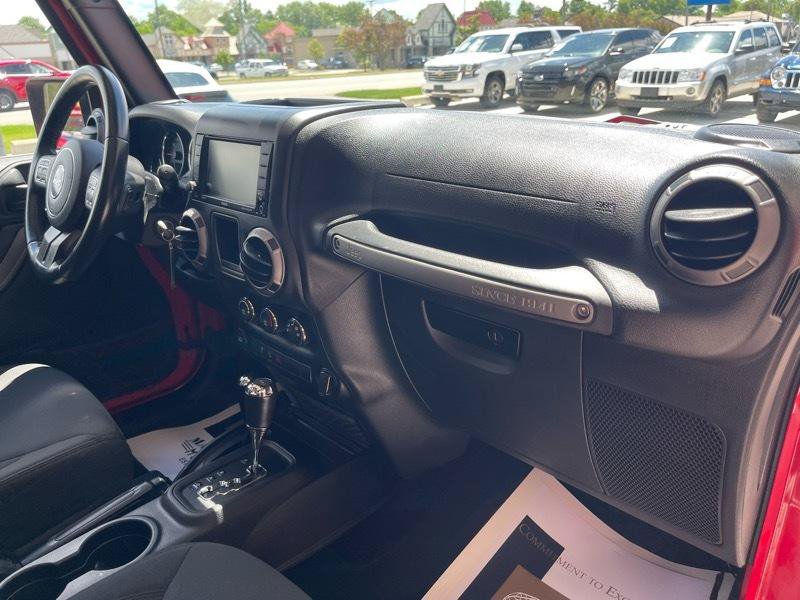 Used 2015 Jeep Wrangler Sport AWD/4WD image 34